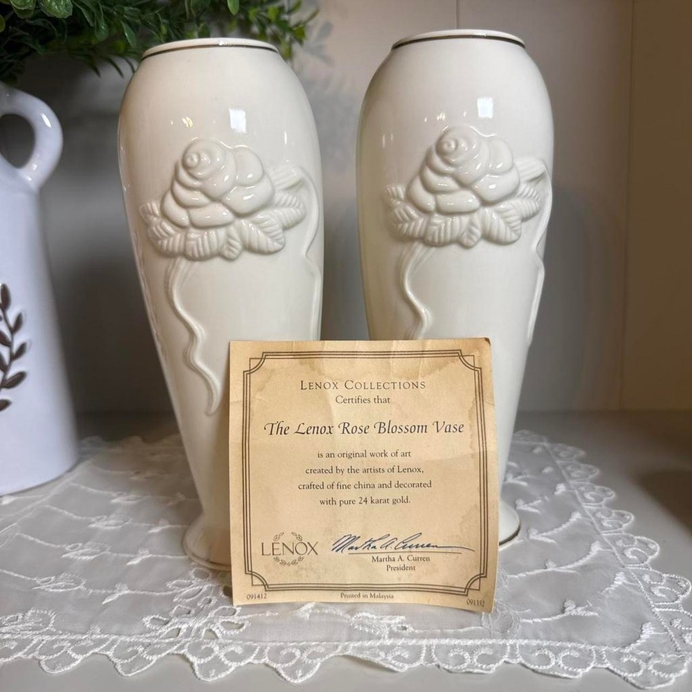 Vintage 1980s Lenox Rose Blossom Bud Vases Pair‎